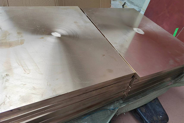Corrosion resistant and wear resistant B10 nickel copper plate
